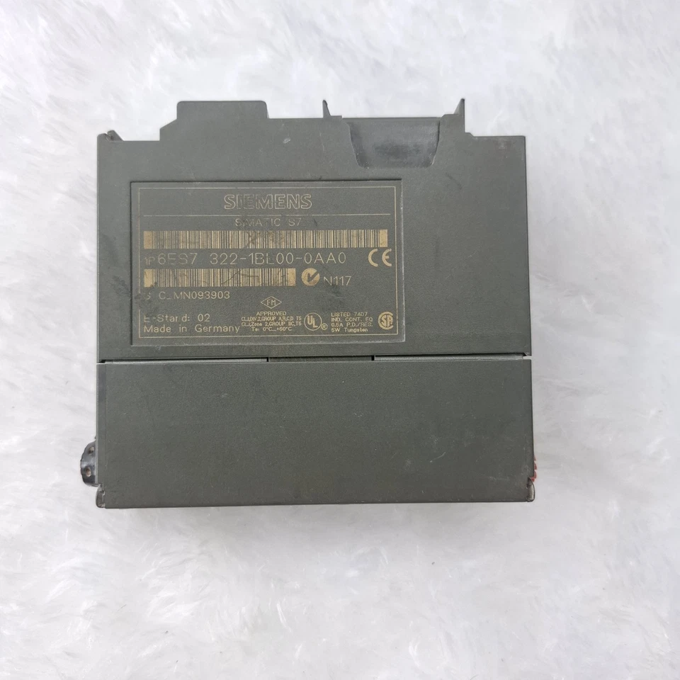 SIEMENS SIMATIC S7 6ES7 322-1BL00-0AA0 E-Stand : 02 6ES73221BL000AA0